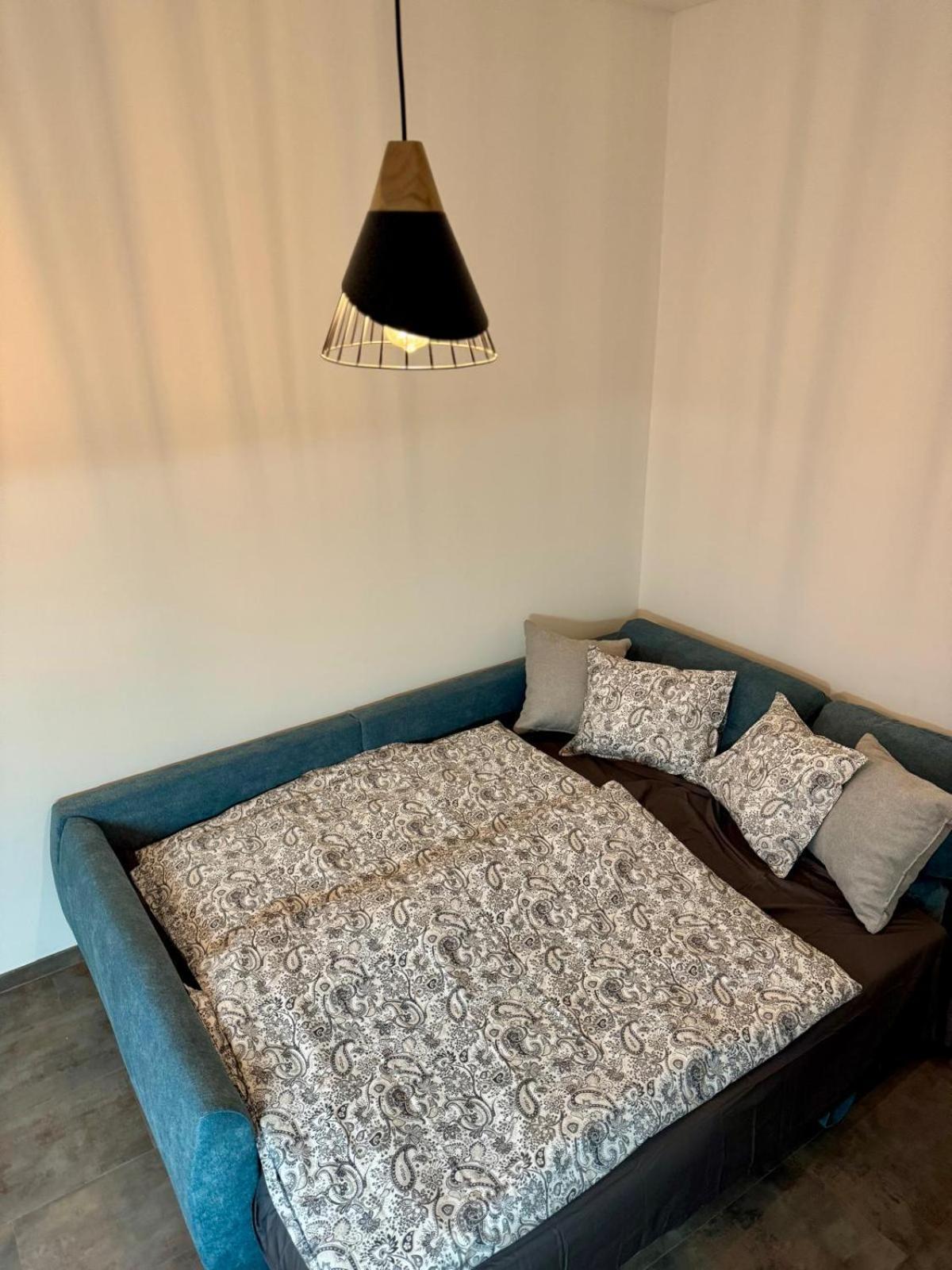 Pearl Bee Deluxe Suites Plzeň Esterno foto