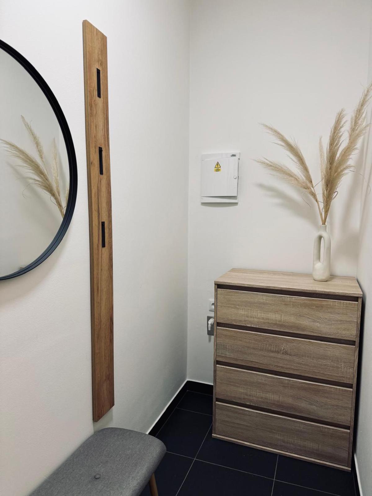 Pearl Bee Deluxe Suites Plzeň Esterno foto
