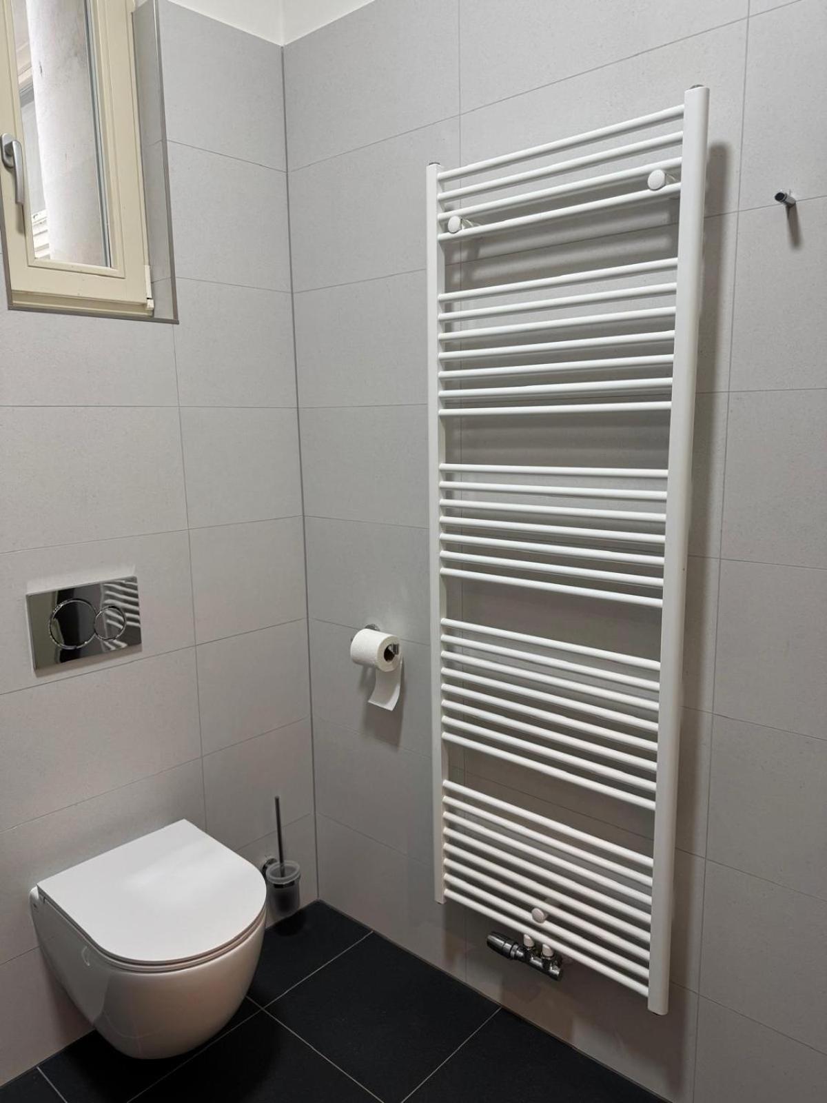 Pearl Bee Deluxe Suites Plzeň Esterno foto