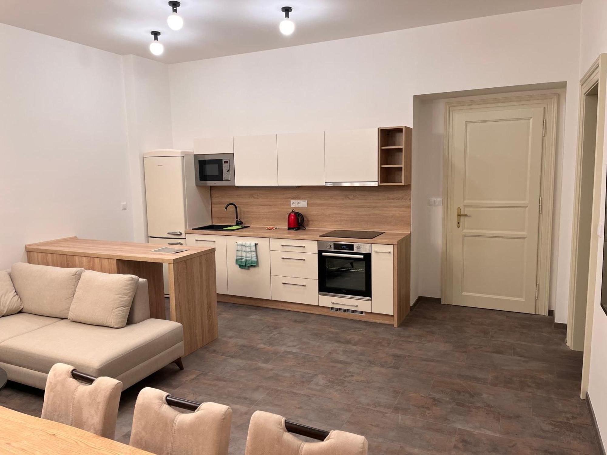 Pearl Bee Deluxe Suites Plzeň Esterno foto